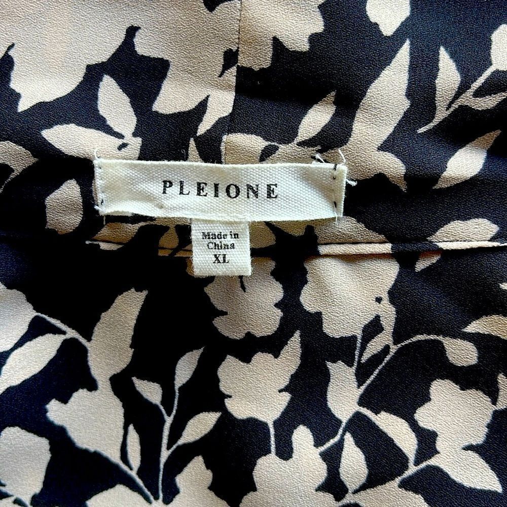 PLEIONE FLORAL BLOUSE SIZE XL - Picture 5 of 7